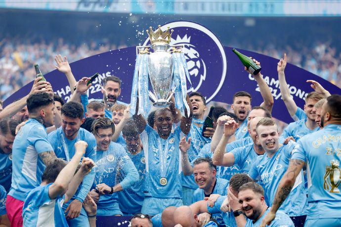 萨索洛主帅：这是一场非常精彩的比赛，我们顶住了米兰的压力（萨索洛主帅：比赛精彩，我们成功顶住了米兰的冲击）