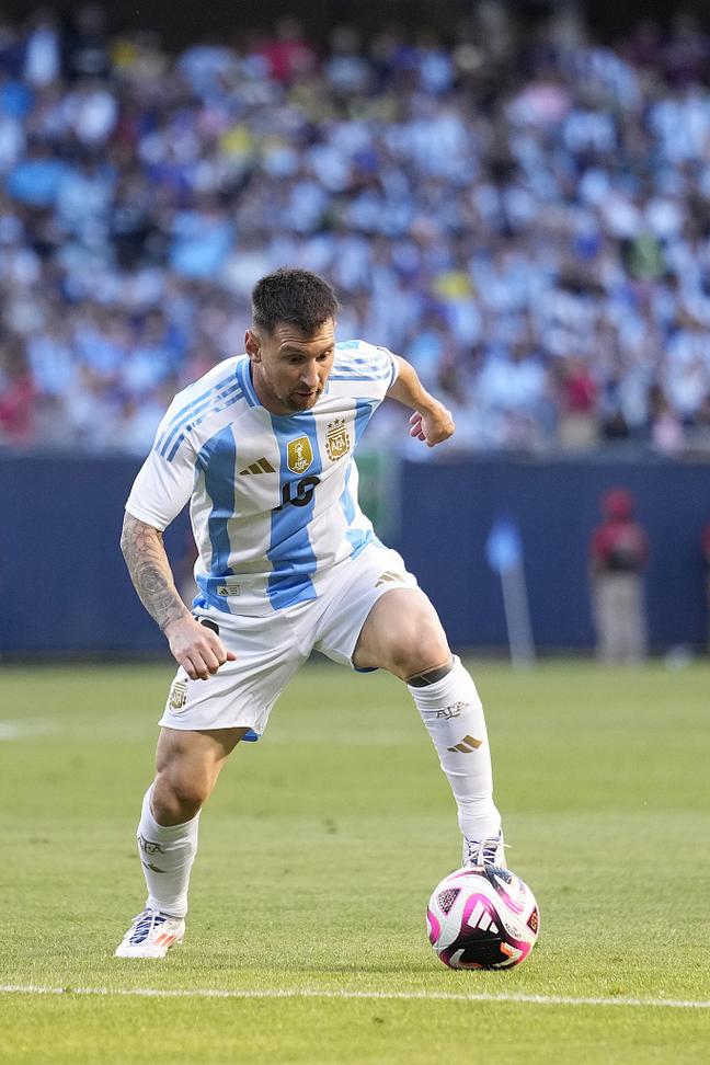 普利西奇入选意甲第14轮最佳阵容（普利西奇跻身意甲第14轮最佳阵容）