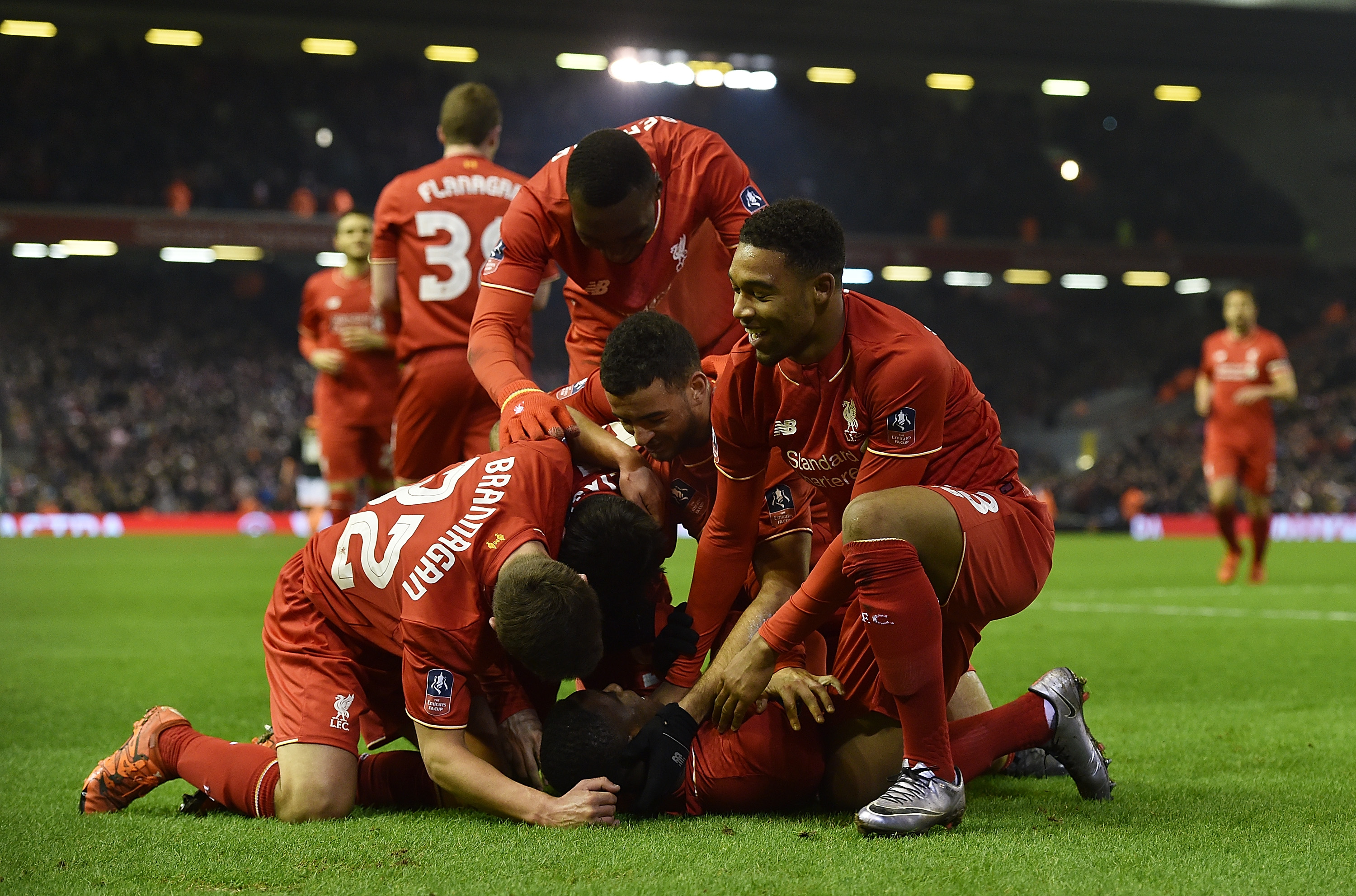 官方：津门虎球员陈哲宣因辱骂裁判员，停赛5场罚款5万