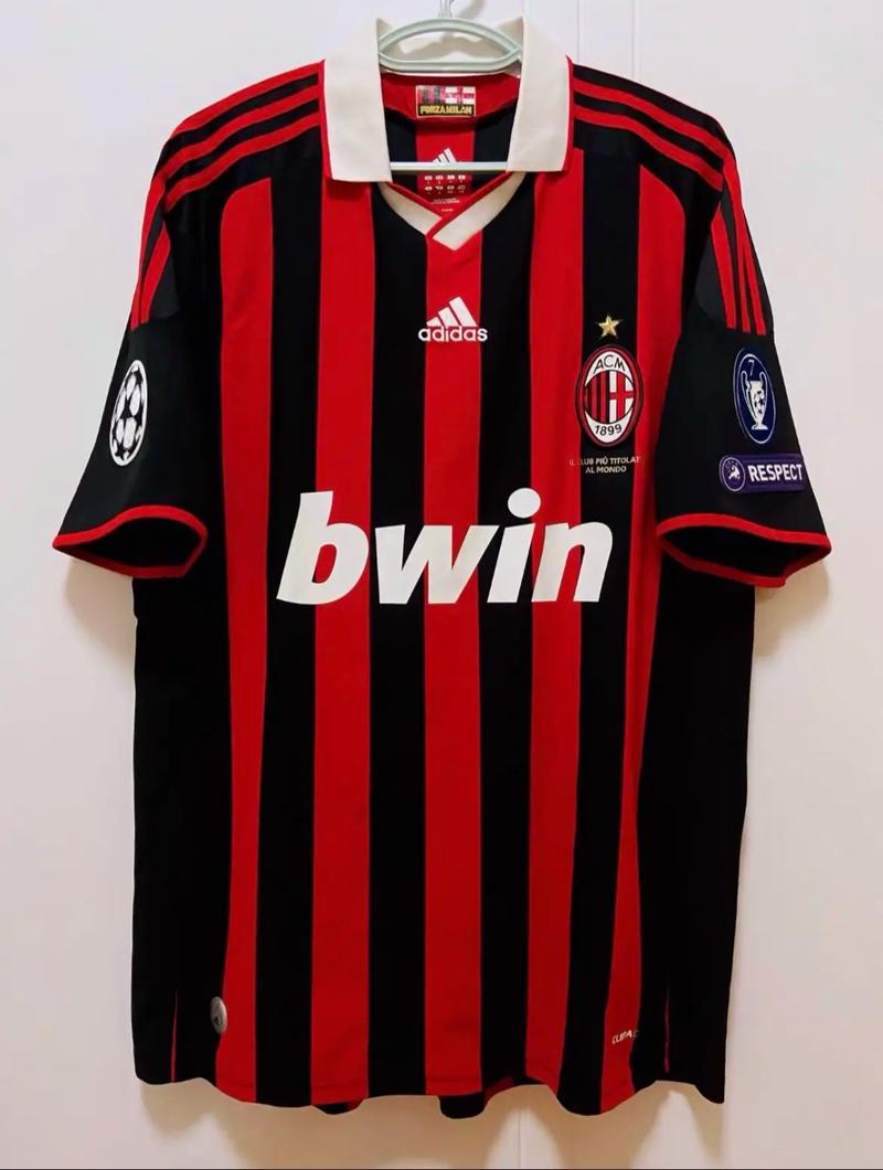 世体：近三千英格兰球迷做客，皇马vs曼城安排1700名安保