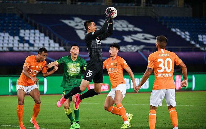 为了球队，他拒绝休息