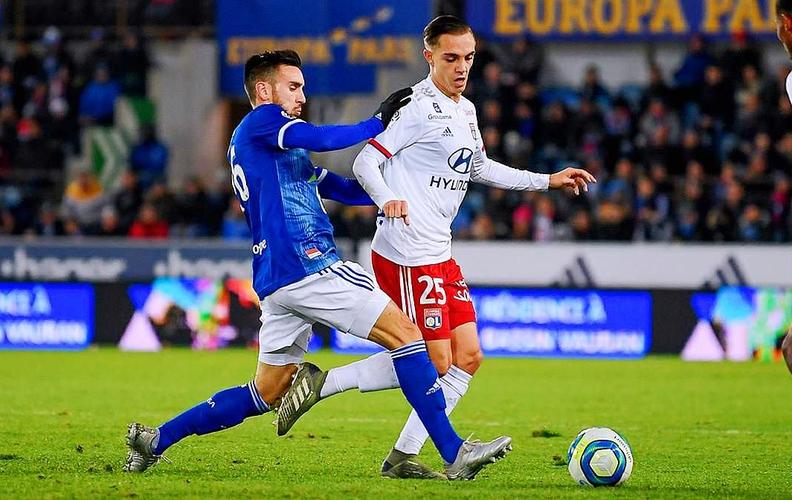 热议申花输球：尽力了但没运气，最大问题是锋线终结能力（申花失利引热议：拼尽全力却乏好运，锋线把握机会成短板）