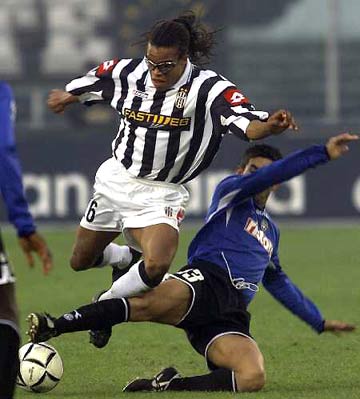 滕哈格：球员转会很正常，但最好别在一个转会窗放走四五人