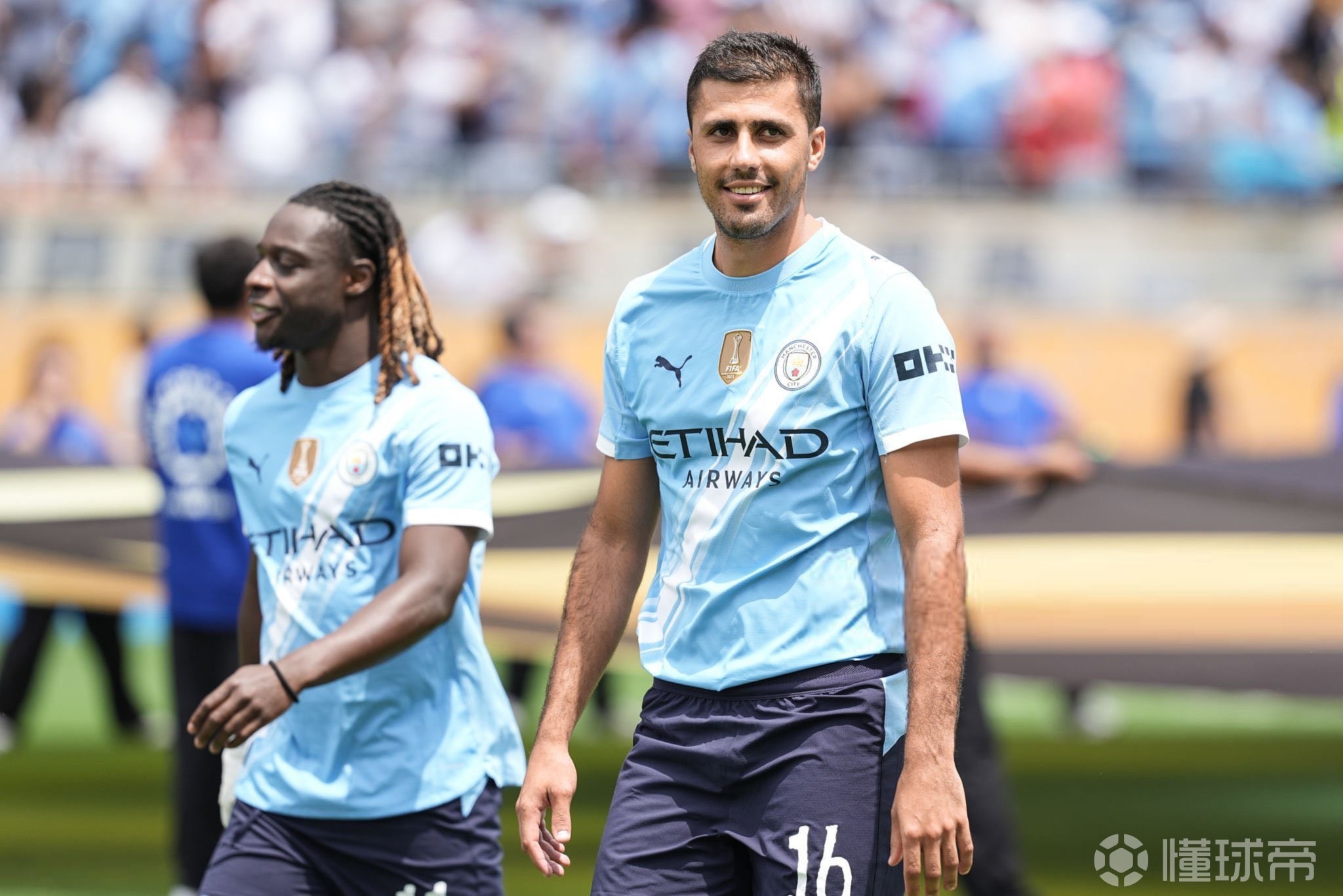 东契奇压哨三分绝杀全场