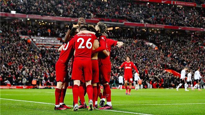 绿帽哥：曼联高层将约谈梅努，认为其哥哥损害他的转会价值（曼联高层将与梅努面谈，认为其哥哥的举动影响了其转会身价）