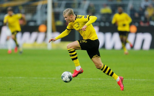 世俱杯金靴赔率：姆巴佩1赔5.5居首 哈兰德紧追（世俱杯金靴赔率出炉：姆巴佩以1赔5.5领跑，哈兰德紧随其后）