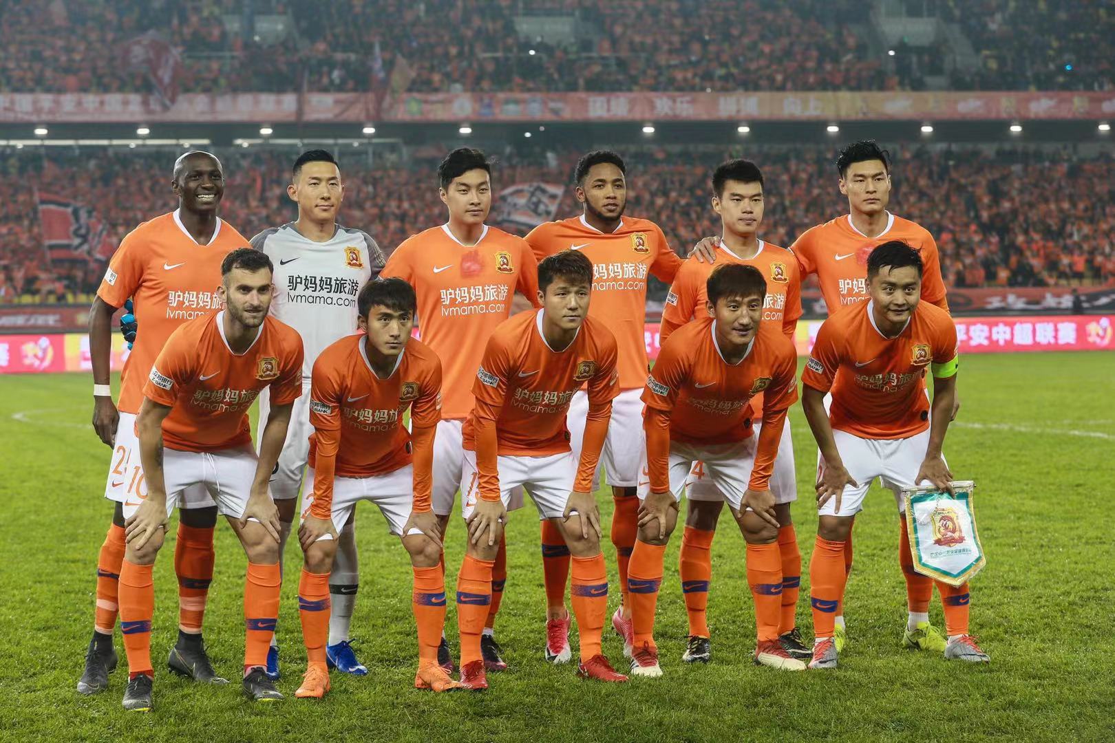 意媒：国米想引进一名年轻中卫，目前共有3个目标