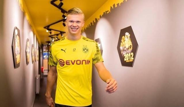 记者：与安哥拉一役，梅西、劳塔罗与阿尔马达或将搭档锋线