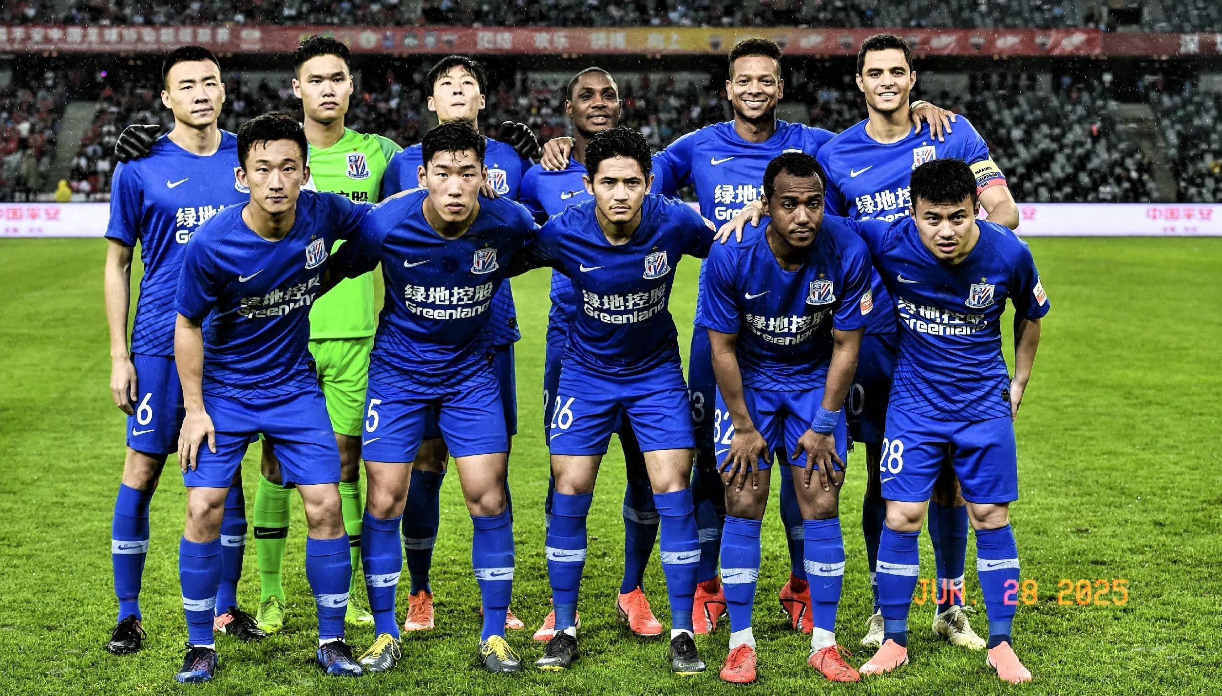 本泽马：现在的皇马队内缺少领袖；皇马永远是我的球队