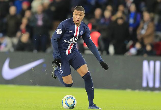 罗马诺：弗拉霍维奇在康复中，目前未与AC米兰达成任何协议（罗马诺：弗拉霍维奇恢复中，尚无与AC米兰的任何协议）