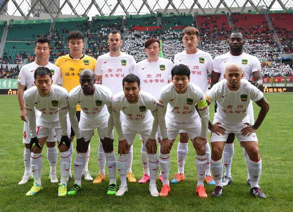 百年传统断裂：英超节礼日仅剩一场，商业赛程压倒历史（传统生变：英超节礼日仅余一战，商业考量凌驾于历史）