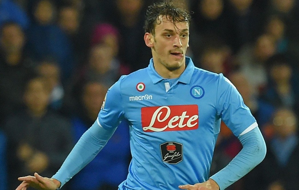 跟队记者：米兰内部否认了蒂亚戈-席尔瓦可能回归的传闻