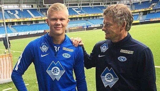 随着曼城1-2，利物浦0-3，英超最新争冠形势出炉：天助阿森纳得利