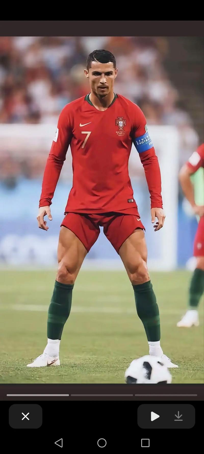 13岁零343天，阿森纳小将成为青年欧冠历史上最年轻出场球员