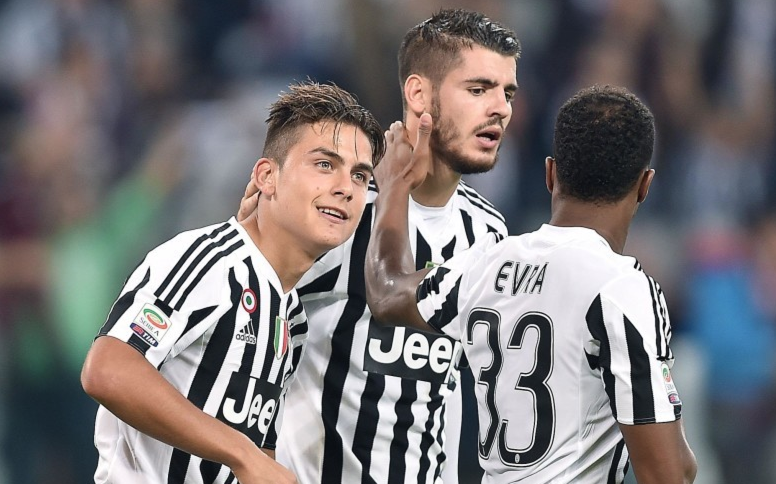 欧冠半场：阿纳别科夫屡送神扑，凯拉特0-0奥林匹亚科斯